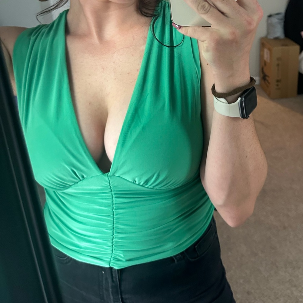 Green Sleeveless Ruched Top